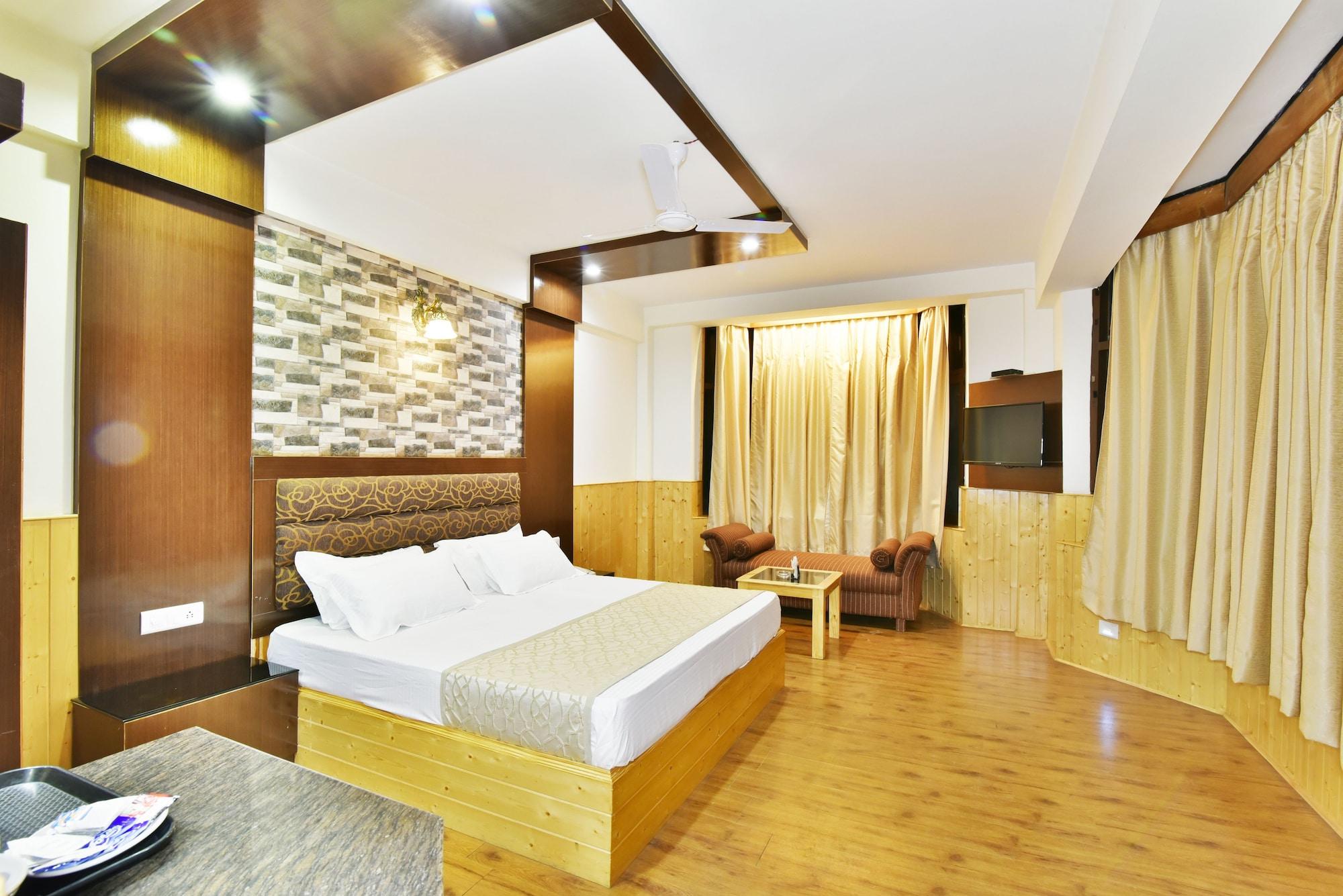 Hotel Devlok Manāli Екстериор снимка